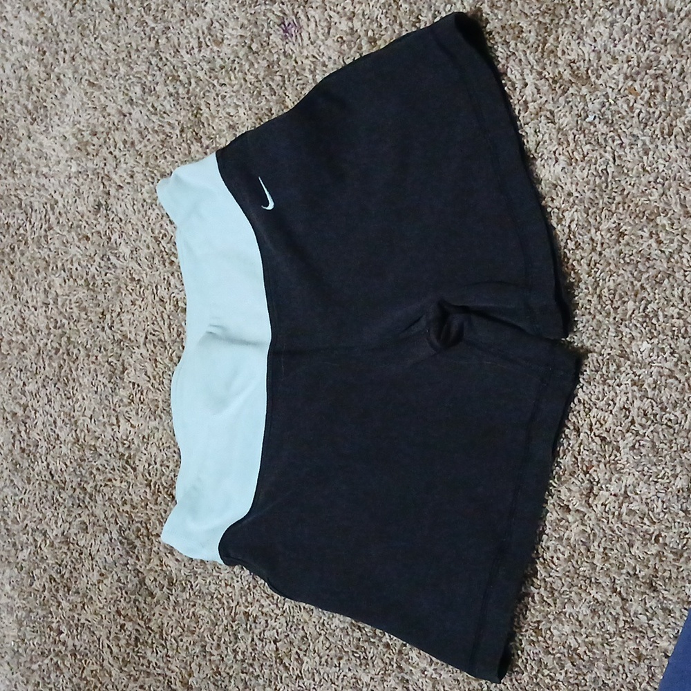Nike Women's Black and Gray Athletic Shorts